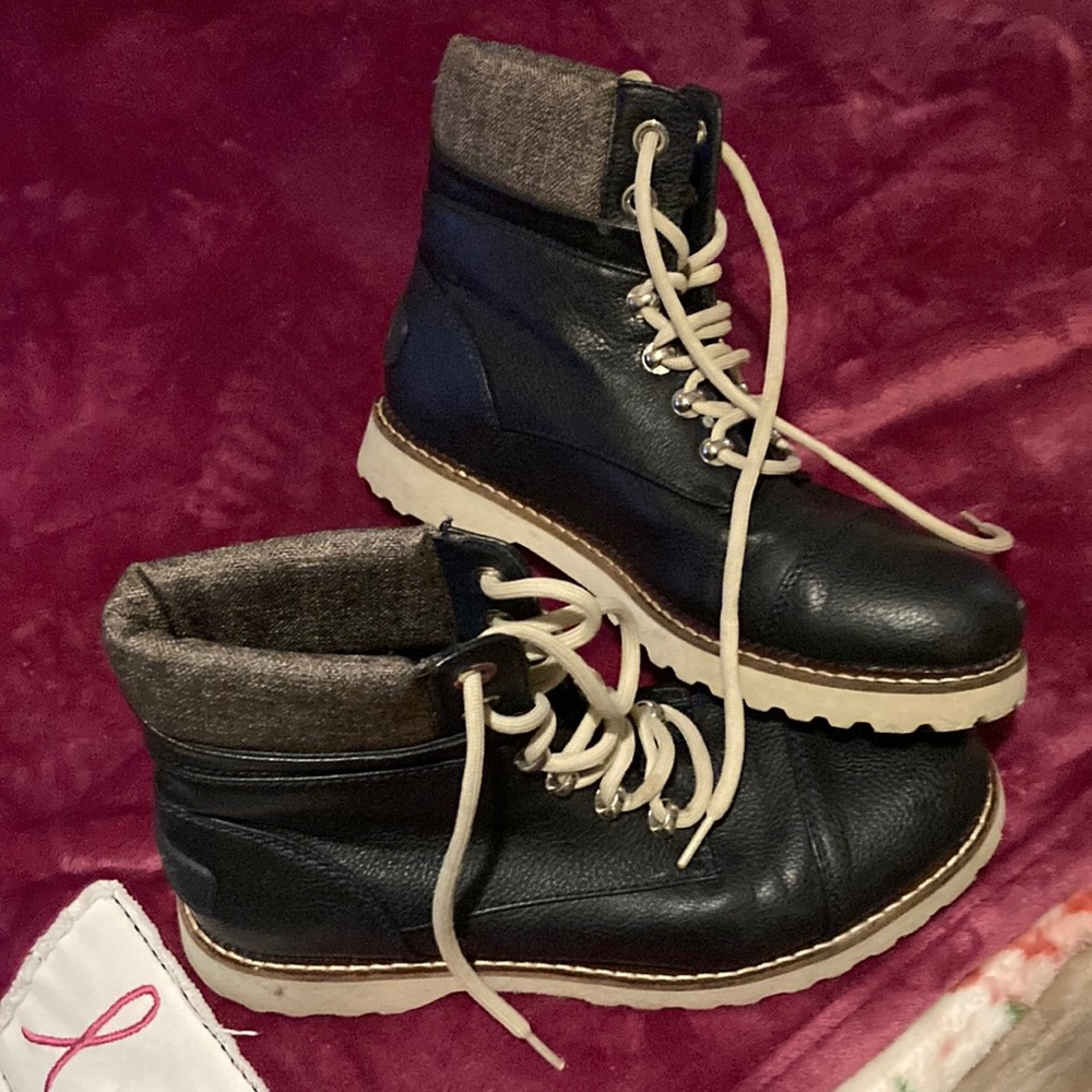 Nautica navy boots
